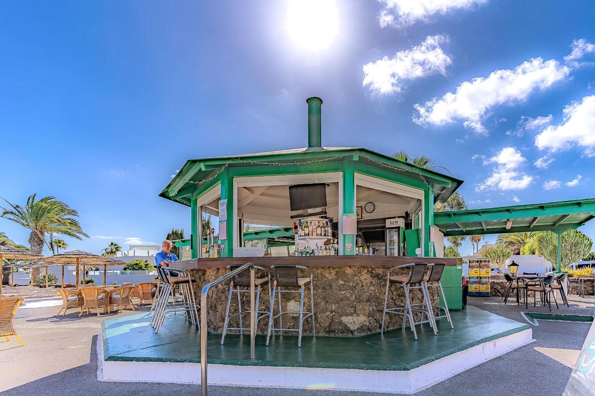 Fantastico Apartamento Con Terraza Y Vistas Al Mar Costa Teguise Exterior photo